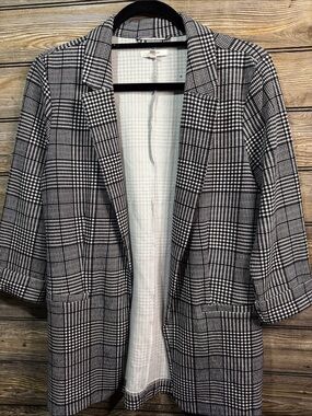 Maurices Black & White Plaid Open-Front Blazer